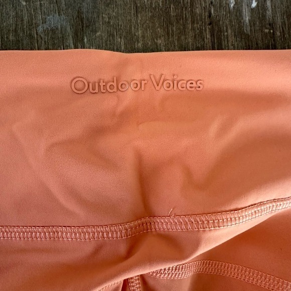 NWT Outdoor Voices Zoom 3.5" Short in Sunstone XXS - Picture 5 of 5
